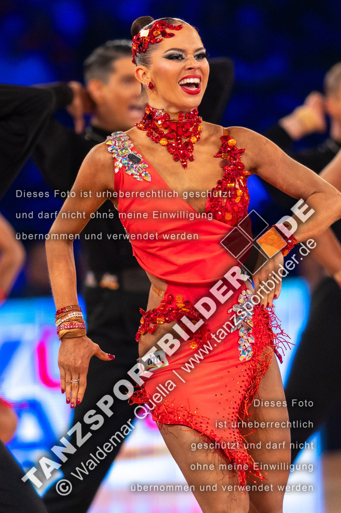 20231111-03773 | Hier finden Sie Tanz Bilder vom Latein und Standard Formationen tanzen. Sportbilder vom Tanzsport. Schöne Fotos und von Weltmeisterschaft, Europameisterschaft, Bundesliga, Regionalliga, Oberliga und Landesliga sowie von GOC Stuttgart, DanceComp, WM Bremen