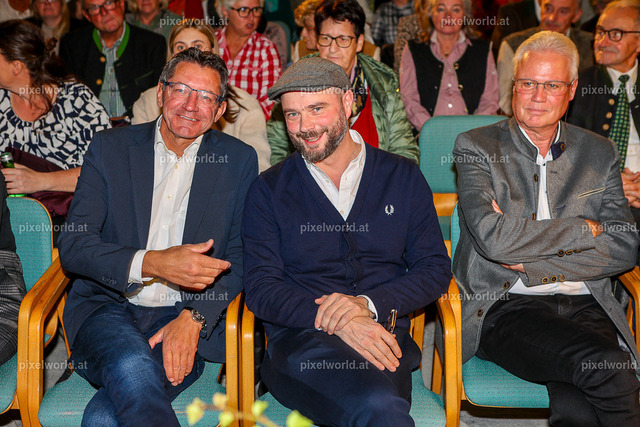 Herbstkonzert des MGV Tschwarzen mit Ehrung von Günther Tschernitz | Bildershop von pixelworld.at - Realisiert mit Pictrs.com