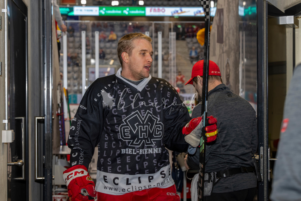 EHCB vs SCB 20260312_wb-3830 | Sportbilder, Sportfotograf, Hochzeits- und Eventfotografin, Flugshows, Portraits und Tiershooting, Aviation, Downhill, Nationalleague, Swissleague, International