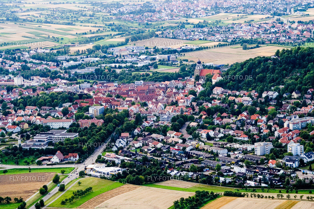 Ortsansicht von Süden | Luftbild: Ortsansicht von Süden in Herrenberg im Bundesland Baden-Württemberg in Deutschland. Foto: IMG_12256.jpg vom 02.08.2008 durch Werner Riehm/FLY-FOTO.de - Realisiert mit Pictrs.com