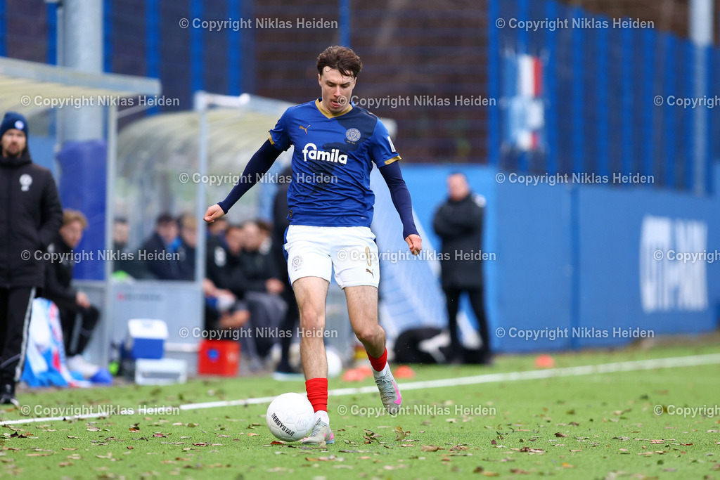 NH_HolsteinKielU23_Eutin08_FlensOberliga_30112025 | #9 Louis Köster (Holstein Kiel U23)Fußball I Herren I Flens Oberliga I Saison 2025-2026  I 19. Spieltag I Holstein Kiel U23 - Eutin 08 I 05.10.2025 I Citti-Fußball-Park