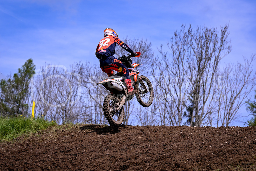 Motocross Schlatt bei Winterthur - 29. April 2023 | #32 Sohm Sascha aus Berneck (CH) auf KTM in der Kategorie Hobby Open am Motocross Schlatt bei Winterthur, 29. April 2023.
Instagram: @mx_schlatt | @mc_wila | @sam_schweiz
Bild: Sportfotografie Markus Aeschimann | www.markus-aeschimann.ch - Realisiert mit Pictrs.com