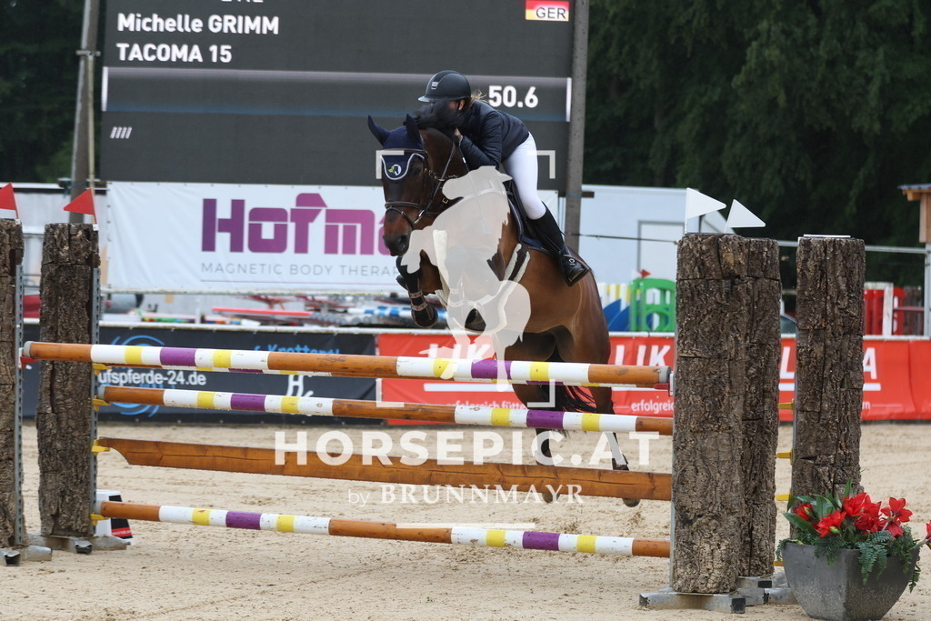 0P6A2293 | Willkommen bei Brunnmayr - Design & Fotografie – Ihrem Spezialisten für Reitturniere und Pferdeveranstaltungen in Oberösterreich, Salzburg und Bayern! Seit über 17 Jahren sind wir leidenschaftlich dabei.