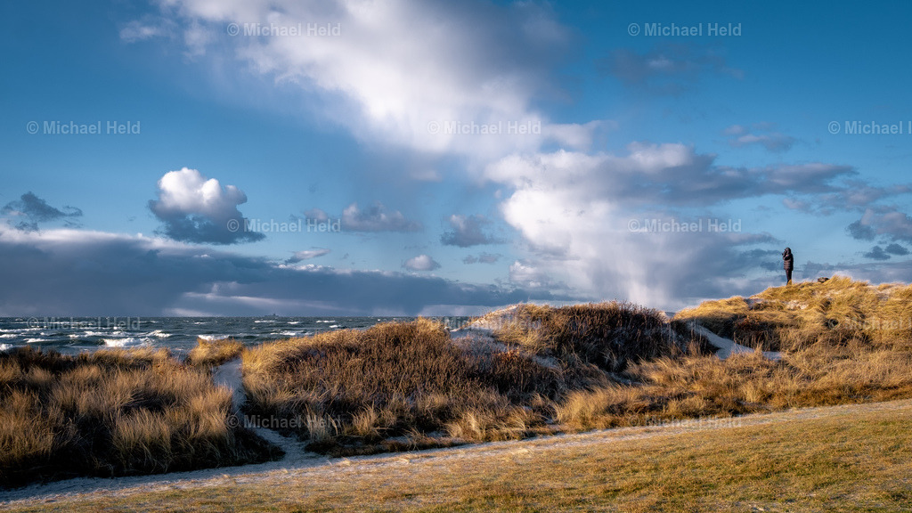 Wintersturm an der Ostsee bei Kiel | Profi-Fotos über Schleswig-Holstein und dem ganzen Norden für Büro, Hotel, Ferienhaus, Ferienwohnung, Wohnzimmer, Arztpraxis uvm. jetzt bestellen. - Realisiert mit Pictrs.com