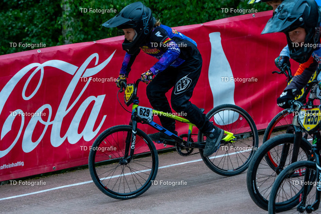 BayBMX2026-06577 | Fotogalerie von Thomas Dettweiler mit Eventbildern und lizenzfreien Fotos. Perfekt als Wandbild, für Büro, Website oder private Nutzung. - Realisiert mit Pictrs.com