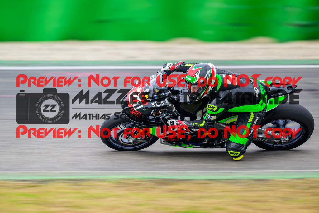 MaZZes_Fotomatrix_20240923_6007705_4928 | Fotograf Mathias Schmid
Sportfotograf,
Eventfotograf,
Hochzeitsfotograf,
Portraitfotograf