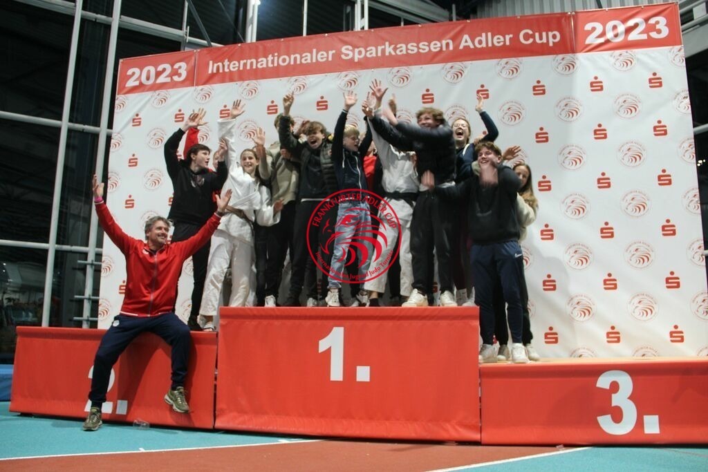 IMG_4084 | Fotos vom Adler Cup - Pictures from Adler Cup

Hier findet Ihr alle Eindrücke und großen Momente der Adler Cup Wochenenden. Here you will find all impressions and great moments of the Adler Cup weekends. - Realisiert mit Pictrs.com
