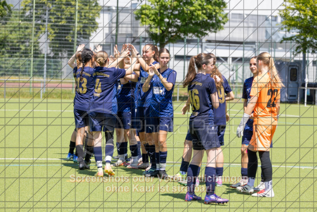 20250622_140031_0042 | #,ASV Eislingen (blau) vs. Tura Untermünkheim (orange), Fussball, Aufstiegsspiel in B-Juniorinnen-VS Nord Runde 2 - WfV, Saison 2024/2025, Kunstrasensportplatz im Ösch, Staufeneckerstraße, 73054 Eislingen, 22.06.2025 - 14:00 Uhr,Foto: PhotoPeet-Sportfotografie/Peter Harich