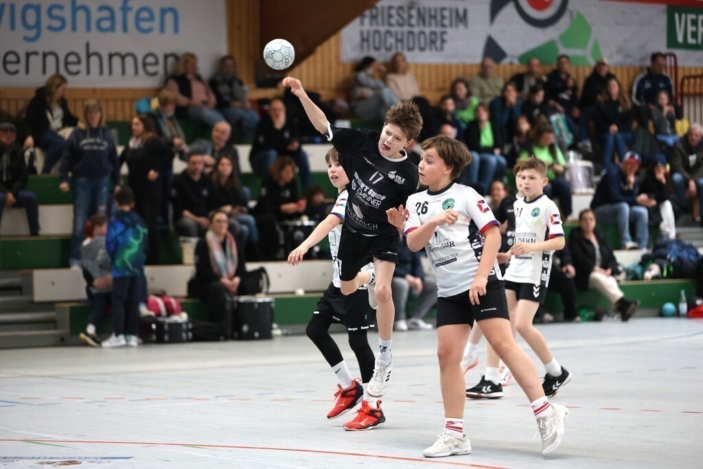 2H2A5615 | Tanja Sommer - TS Sportfotografie - Realisiert mit Pictrs.com