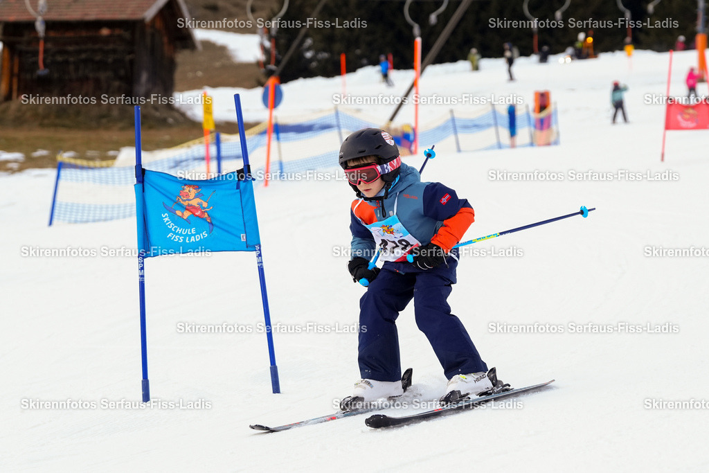 SRF_02.01.2026_0809 | Skirennfotos,Serfaus,Fiss,Ladis,Kinderskirennen,Winter,Tirol,Oberland,skirace,SFL,feelfree,weil wir's genießen,ski,Ski,skifahren,Sonnenplateau, - Realisiert mit Pictrs.com