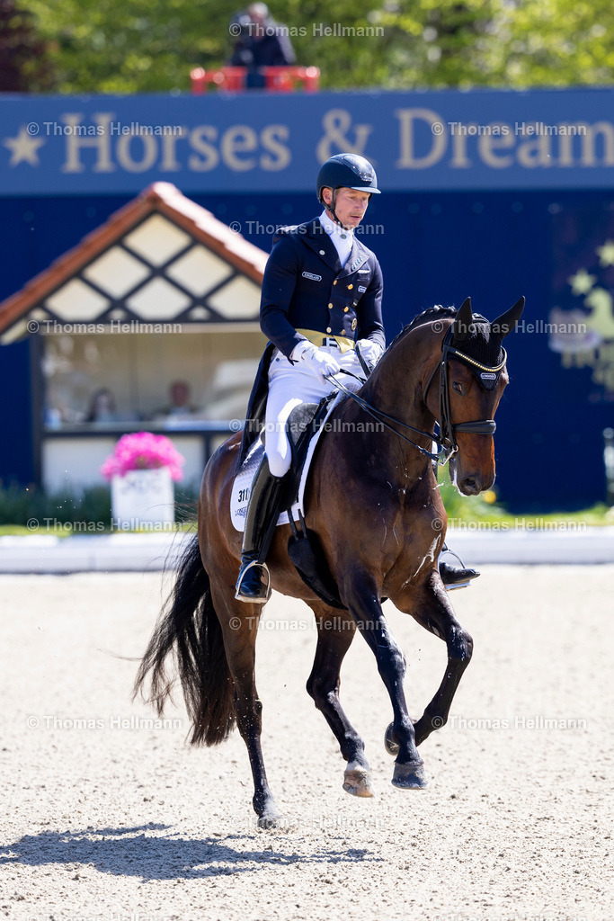 TH_311-KITTEL Patrik (SWE)_ J_ADORE DIOR H_36568 | Horses &amp; Dreams 2026 am 26.04.26 in Hagen a.T.W., Thomas Hellmann, 311KITTEL Patrik (SWE), J'ADORE DIOR H