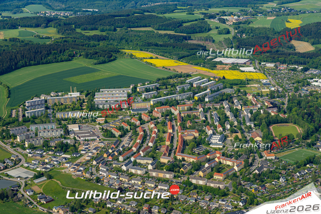 Das Luftbild der Stadt Schneeberg wurde 2022 vom Flugzeug heraus erstellt (keine Drohnen-Aufnahmen) Aufnahmehöhe ca.450 Meter- hohe Bildauflösung und Druck-Qualität. Garantiert!