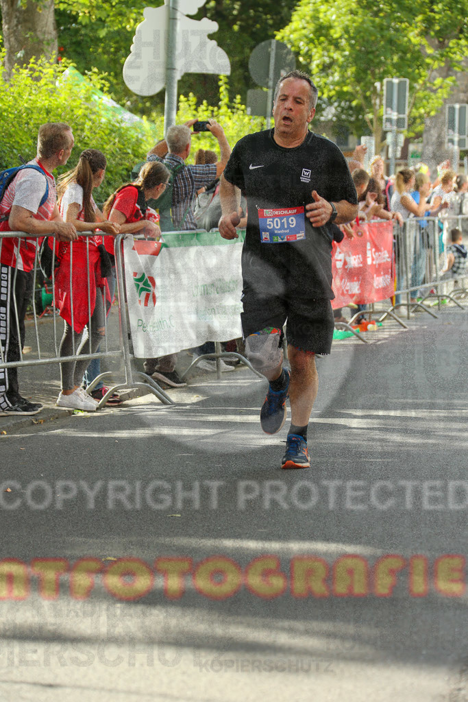 220610_1829_EX1_7031 | Sportfotografie im Rhein-Sieg Kreis, Köln, Bonn, NRW, Rheinland Pfalz, Hessen, etc. Unser Tätigkeitsfeld umfasst den Laufsport vom Volkslauf über den Marathon, Duathlon, Triathon bis zum Ultralauf wie Kölnpfad Ultra oder Schindertrail.