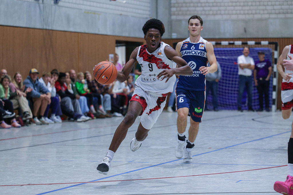 NBBL BAYER GIANTS vs Rostock Seawolves-29 | Fotos von Basketballspielen aus dem Raum NRW fotografiert von Gero Mueller-Laschet und Daniel Schaefer - Realisiert mit Pictrs.com