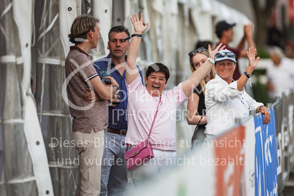 250531_MayDays_JNR-202 | Deine schönsten Turniermomente als professionelle Fotos! Entdecke hochwertige Pferdesport-Fotografie im Online-Shop. Jetzt Fotos finden & bestellen!