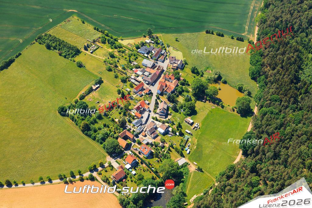 Die Luftaufnahme Nonnendorf - Harth-poellnitz wurde vom UL-Flugzeug (keine Drohne) aus fotografiert.Hohe Druck- Auflösung-die Geschenkidee!