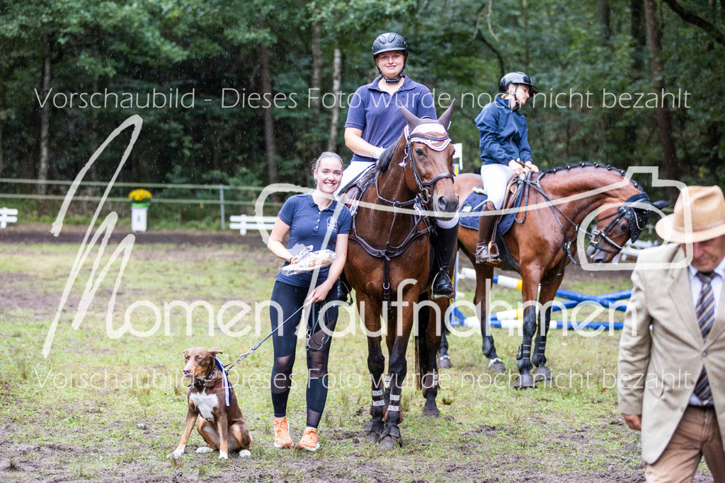 HB-JaD-050 | MomenTaufnahmen Pferdesportfotos