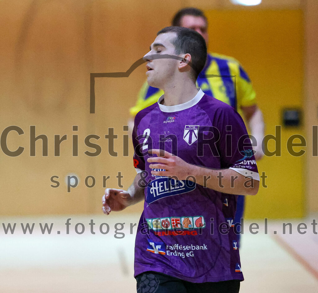 2023-03-11_016_SpVgg_Altenerding_gegen_SSG_Metten | Erding, Deutschland, 11.03.2023:
Handball, Bezirksoberliga Männer 2022 / 2023, 17. Spieltag, SpVgg Altenerding gegen SSG Metten, Endergebnis: 26:22

Joseph Wyhnalek (SpVgg Altenerding, #2)

Foto: Christian Riedel / fotografie-riedel.net