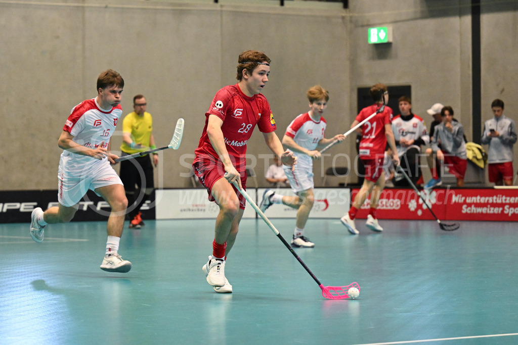 Switzerland B U19 vs Switzerland U19 - 4. February 2024 | Switzerland B U19 vs Switzerland U19
U19 Men International Matches in Switzerland
GoEasy Arena, Siggenthal Station
Switzerland forward #28 Linus Hedlund.
Credit: Markus Aeschimann | <a href="https://www.markus-aeschimann.ch">Sportfotografie Markus Aeschimann</a> | <a href="https://www.instagram.com/sportfotografie.aeschimann">@sportfotografie.aeschimann</a> - Realisiert mit Pictrs.com
