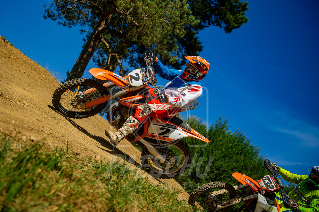 SE (159) | Paeschuphoto Shop - Wer nicht sucht der auch nicht findet.Ob Motocrossbilder oder von einem besuchtem Spiel, Hauptsache Action. - Realisiert mit Pictrs.com