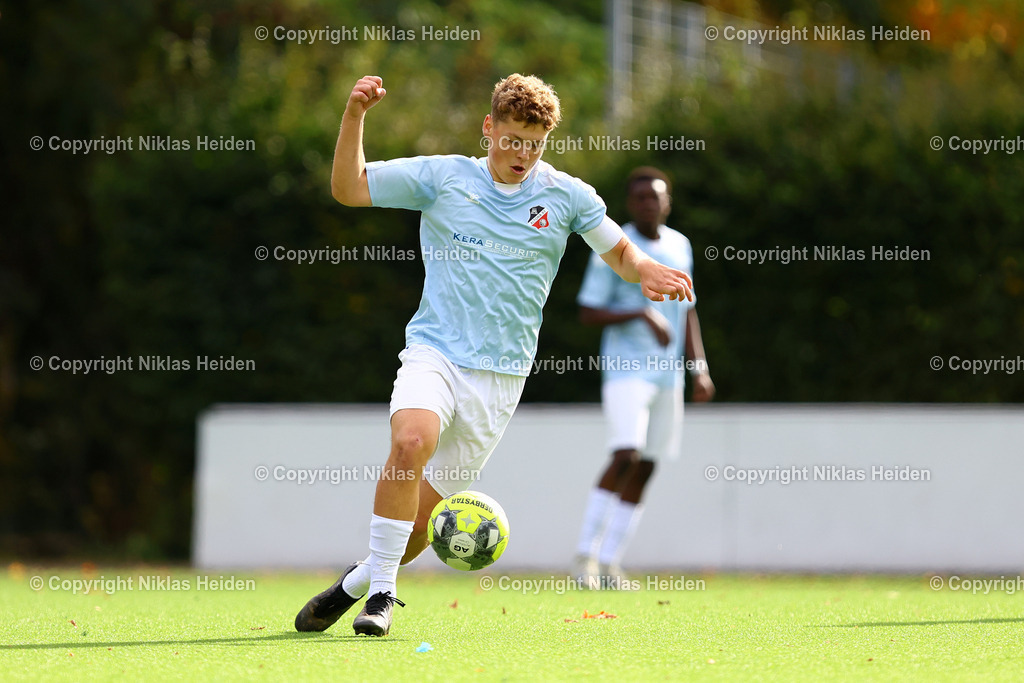 NH_EimsbüttelerTVU19_Altona93U19_RegionalligaNord_11102025 | #10 Johann Linus Walter (Altona 93 U19)Fußball I Junioren I A-Junioren Regionalliga Nord I Saison 2025-2026  I 7. Spieltag I Eimsbütteler TV U19 - Altona 93 I 11.10.2025 I Sportzentrum Hoheluft