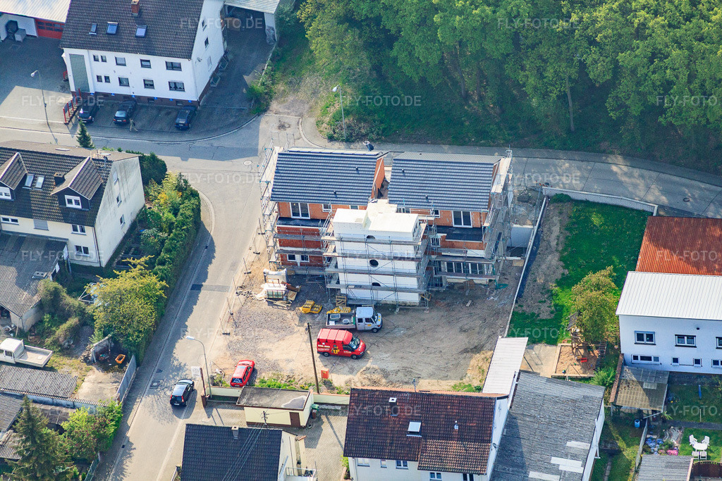 Luftbild: Elsässerstraße, Neubau Sozialtherapiekette AWO Beratungsstelle für Partnerschaft in Kandel im Bundesland Rheinland-Pfalz in Deutschland. Foto: IMG_26366.jpg vom 27.04.2010 durch Werner Riehm/FLY-FOTO.deWWW.STK-SUEDPFALZ.DE