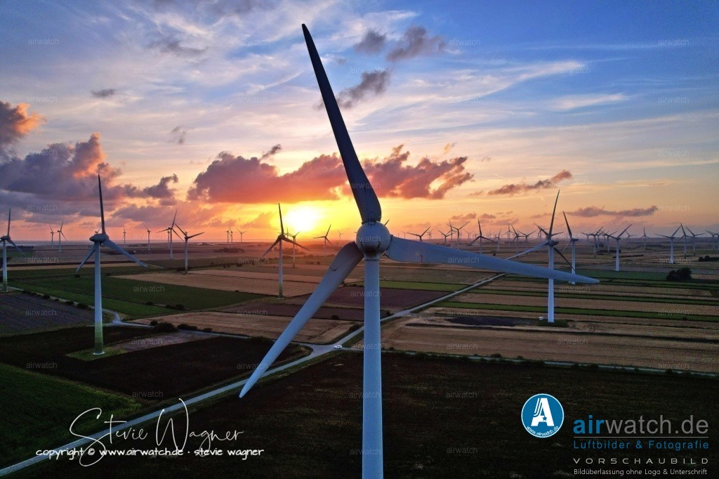 Windpark Breklumer-Koog | Luftbild, Windenergieanlagen, Enercon, Windpark Breklumer Koog