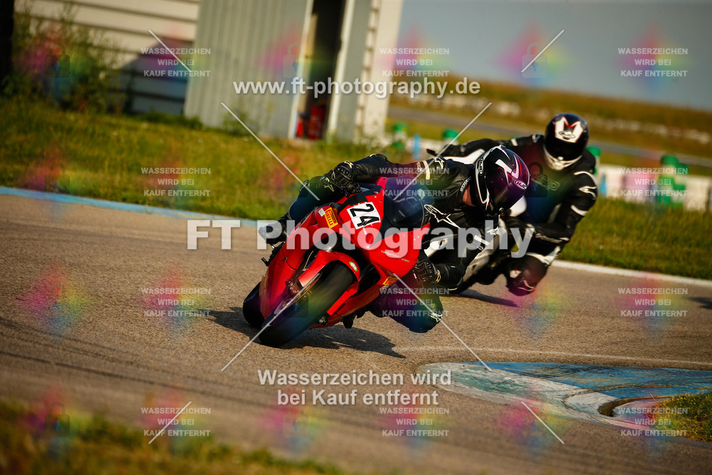 _MOT5339 | Hier findet Ihr Bilder von Touristenfahrten auf der Nürburgring Nordschleife oder von anderen Veranstaltungen die ich besucht habe. Viel Spass beim Durch Schauen 