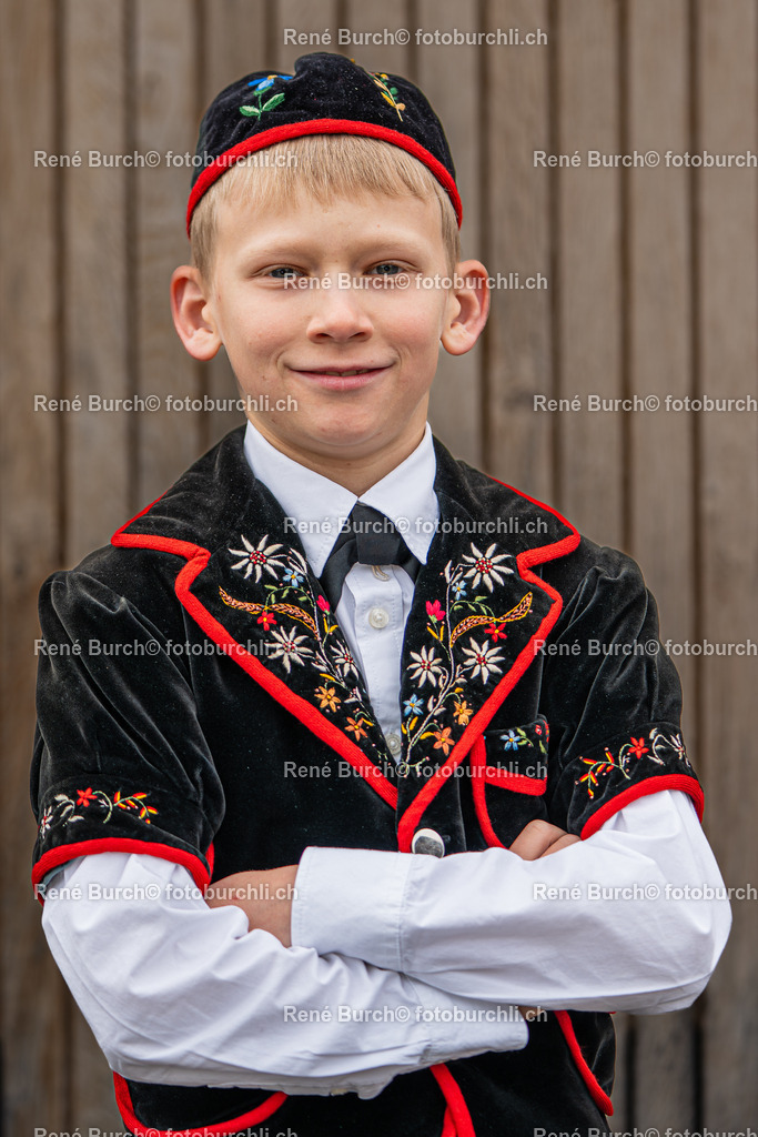 BR_08917Ramon von Ah | Ramon von Ah - Realisiert mit Pictrs.com