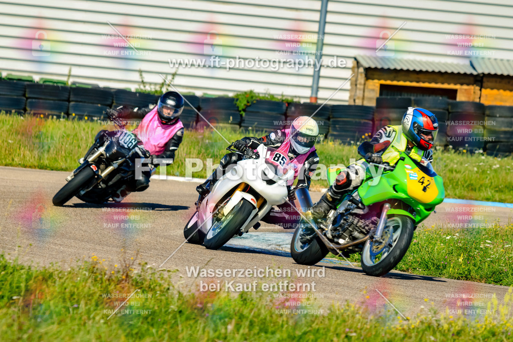 085-1683 | Hier findet Ihr Bilder von Touristenfahrten auf der Nürburgring Nordschleife oder von anderen Veranstaltungen die ich besucht habe. Viel Spass beim Durch Schauen 