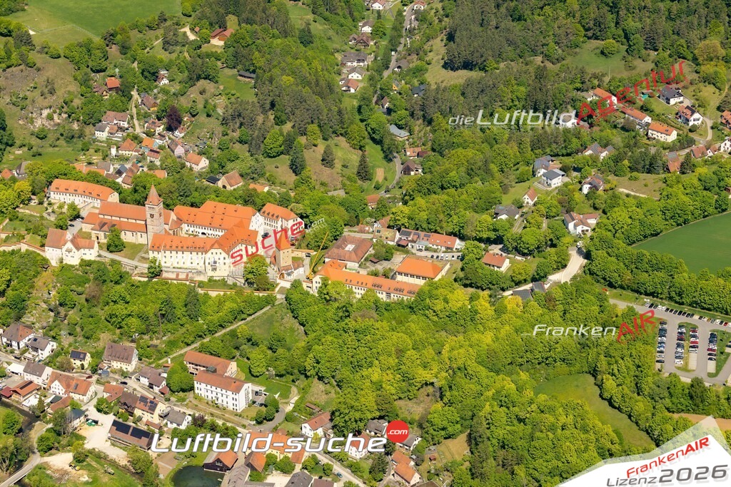 Luftaufnahme von Kastl Klosterburg - Die Luftaufnahme wurde 2025 vom UL-Flugzeug heraus erstellt ( keine Drohne ) - Hochauflösende Luftaufnahme - für professionelle Ausdrucke geeignet. Die Geschenkidee !Mit Lizenz und Bildrechte bestellbar
