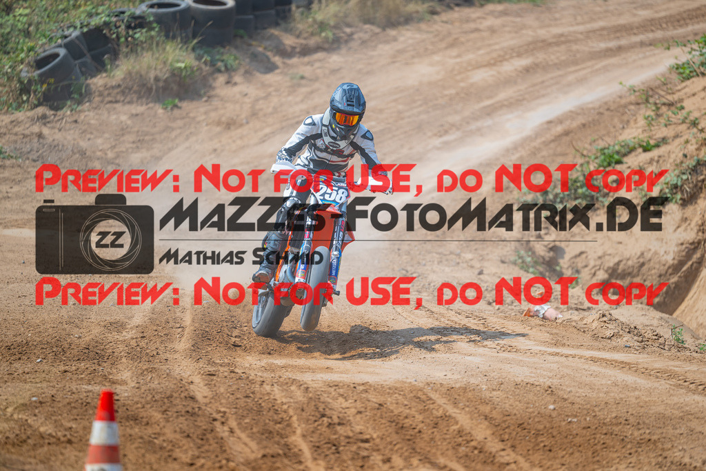 MaZZes-Fotomatrix-20260816-618024 | S2