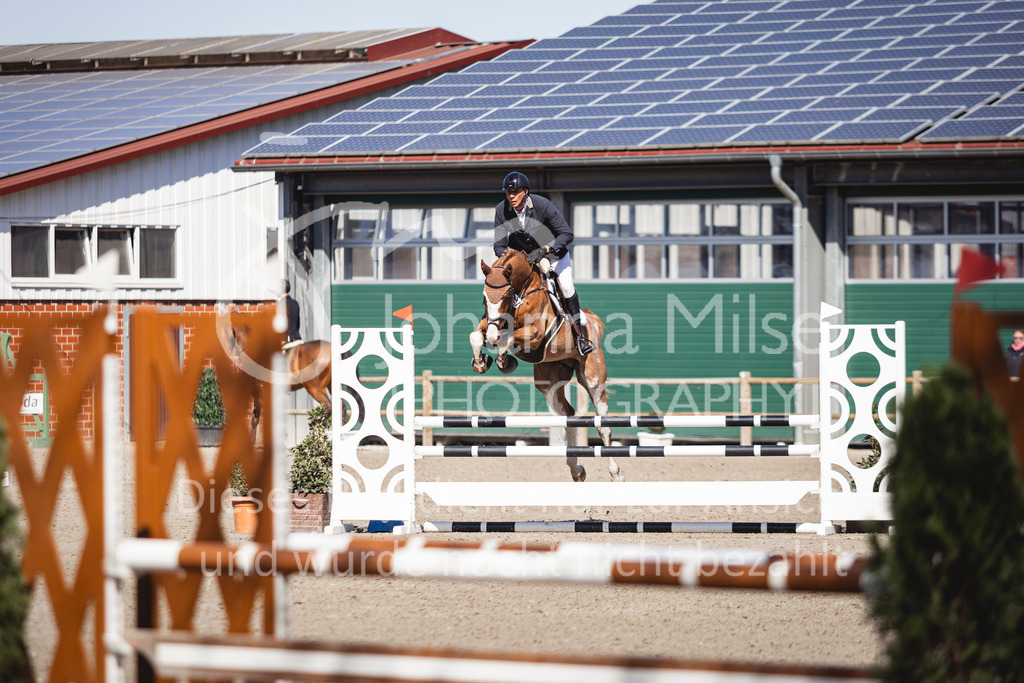 250408_Mühlen_SprPf-A2-334 | Deine schönsten Turniermomente als professionelle Fotos! Entdecke hochwertige Pferdesport-Fotografie im Online-Shop. Jetzt Fotos finden & bestellen!