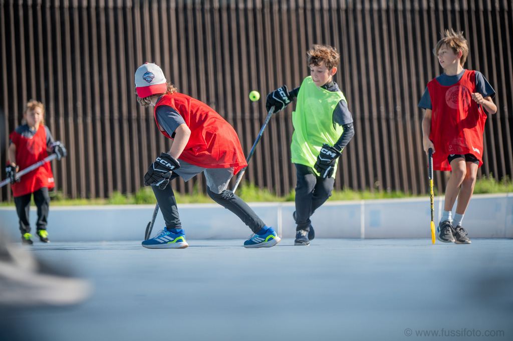 2025-09JP Hockey-Camp-Widnau-1215 | "Fussifoto.com – Ihr Ansprechpartner für hochwertige Fotografie! Entdecken Sie kreative Bilder und professionelle Dienstleistungen. Kontaktieren Sie uns für Ihre Projekte!"