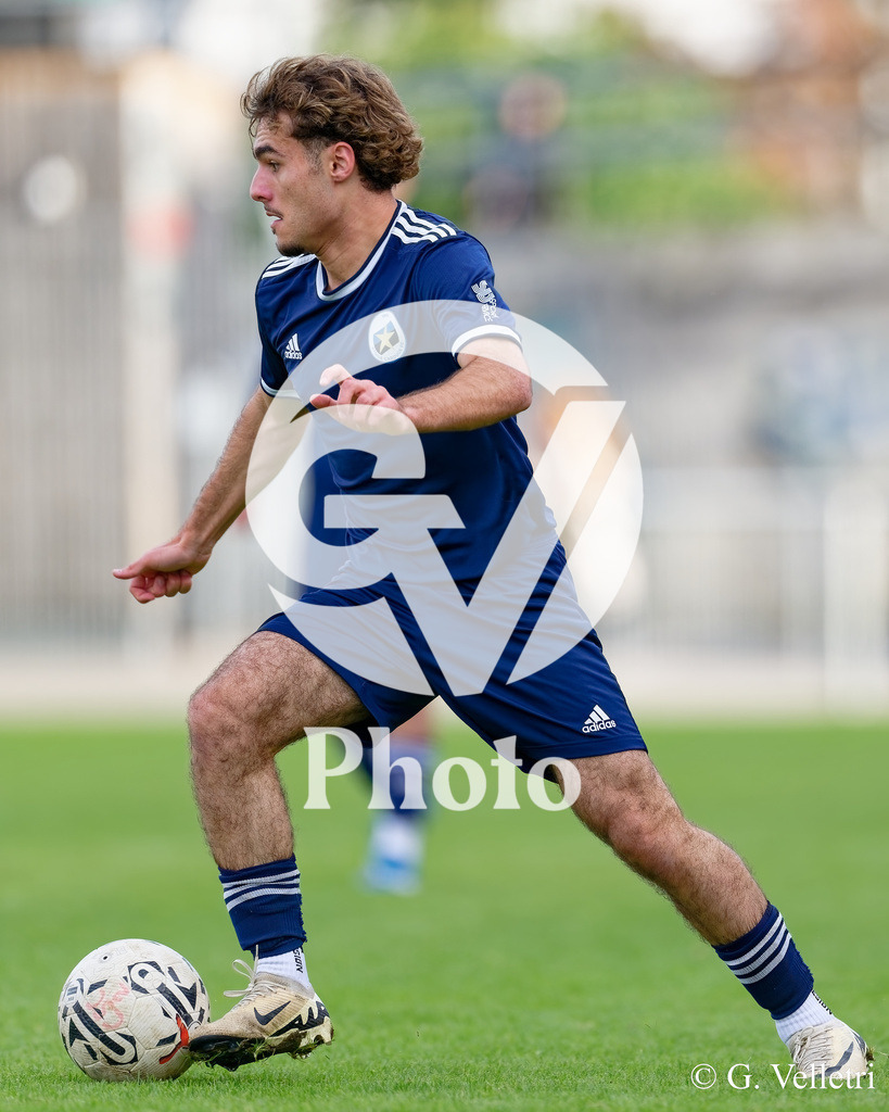 2e ligue - CS Chênois 2 - Etoile Carouge FC 2 |  durant le match de 2e ligue entre CS Chênois 2 et Etoile Carouge FC 2 au Stade des Trois-Chêne à Chêne-Bourg, Switzerland