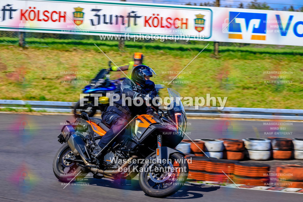 _OTO3792 | Hier findet Ihr Bilder von Touristenfahrten auf der Nürburgring Nordschleife oder von anderen Veranstaltungen die ich besucht habe. Viel Spass beim Durch Schauen 
