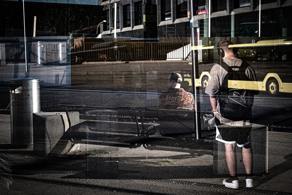 Mehrfachbelichtung, Liestal | Schöne Fotografien aus der Stadt und der Natur zum bestellen oder selber hochladen. Druck auf Foto, Postkarte, Kalender, FineArt Hahnemühle, Alu-Dibond , Akustikbilder zur Absorption von Schall und Lärm etc. - Realisiert mit Pictrs.com