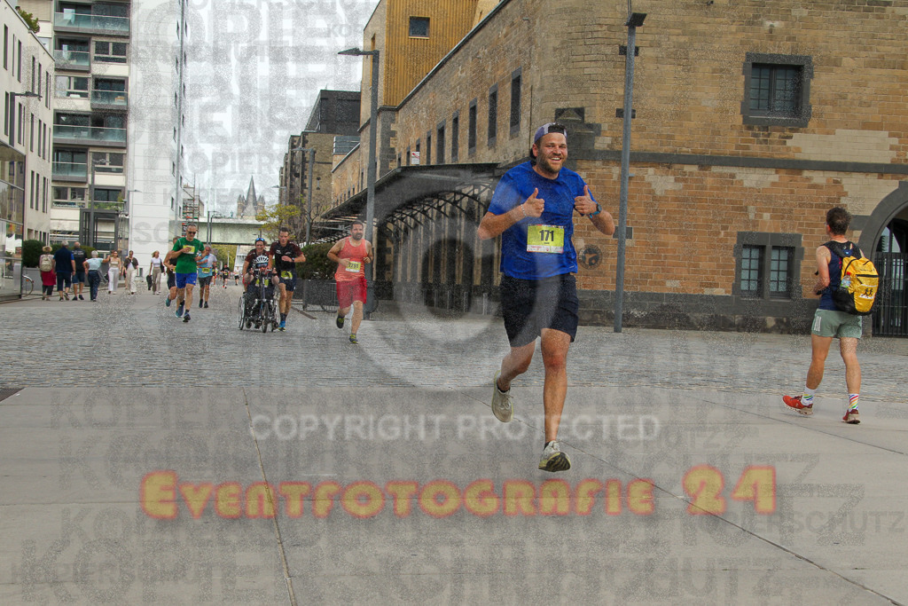 250920_1322_EV4_5342 | Sportfotografie im Rhein-Sieg Kreis, Köln, Bonn, NRW, Rheinland Pfalz, Hessen, etc. Unser Tätigkeitsfeld umfasst den Laufsport vom Volkslauf über den Marathon, Duathlon, Triathon bis zum Ultralauf wie Kölnpfad Ultra oder Schindertrail.