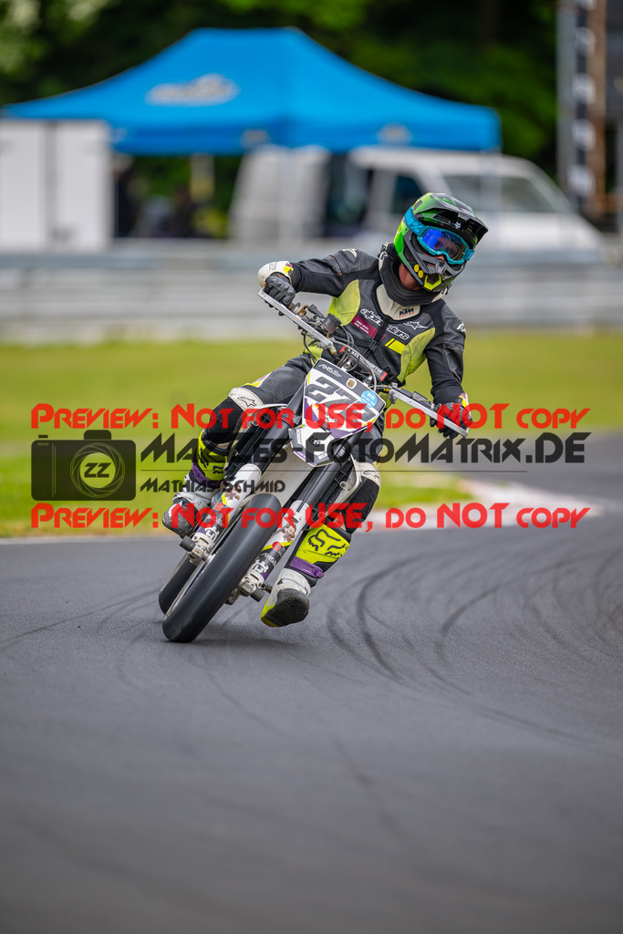 MaZZes-Fotomatrix-20260508-51741 | G1