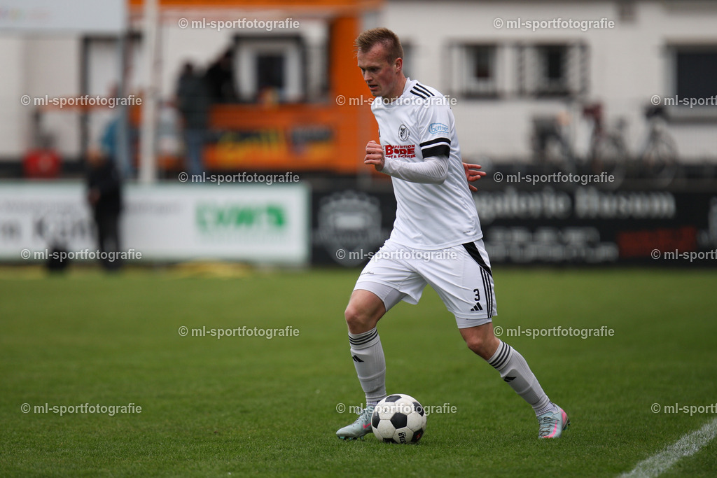 Fußball I Herren I Saison 2025/2026 I Oberliga Schleswig-Holstein I 27. Spieltag I Heider SV - SV Preußen 09 Reinfeld | ml-sportfotografie - Realisiert mit Pictrs.com