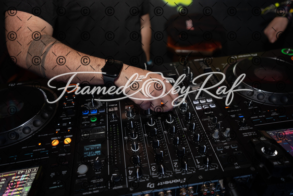 Try_a_little_harder_17.04.2026-42 | Professioneller Online-Store für hochwertige Fotografie: Entdecke einzigartige Bilder aus Street, Events und Lifestyle. Sichere dir exklusive Prints und digitale Downloads in bester Qualität für dein Zuhause oder Projekte. - Realisiert mit Pictrs.com