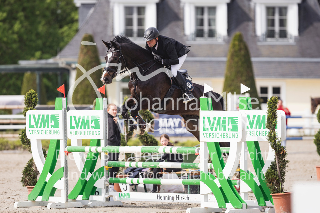 260510_PfSpTa_3_A2-Spr-335 | Deine schönsten Turniermomente als professionelle Fotos! Entdecke hochwertige Pferdesport-Fotografie im Online-Shop. Jetzt Fotos finden & bestellen!