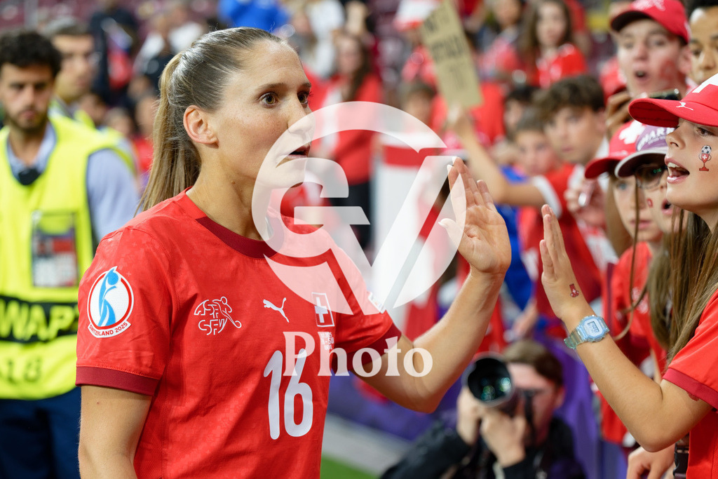 Finland v Switzerland: UEFA Women's EURO 2025 Group A | GENEVA, SWITZERLAND - JULY 10: Sandrine Mauron of Switzerland celebrates after winning with fans of Switzerland during the UEFA Women's EURO 2025 Group A match between Finland and Switzerland at Stade de Geneve on July 10, 2025 in Geneva, Switzerland. (Photo by Giuseppe Velletri/Sports Press Photo/Getty Images)