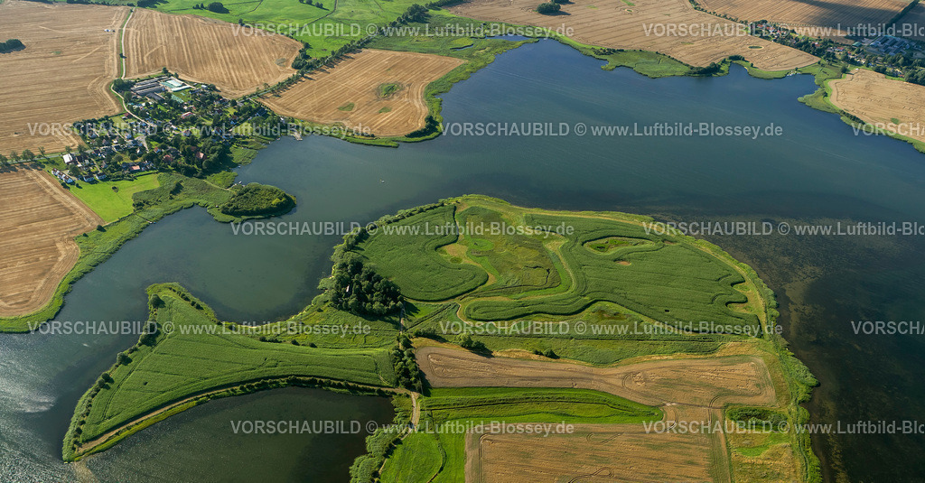 Ruegen12084213Zicker | Luftbild, Zudar, Schoritzer Wiek, Heidekaten, Mayafisch, Inselteil in Form eines Fisches,  Garz/Rügen, Insel Rügen, Mecklenburg-Vorpommern, Deutschland, Europa