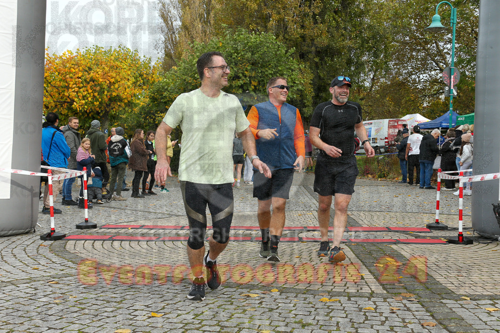 241020_1110_EX1_1261 | Sportfotografie im Rhein-Sieg Kreis, Köln, Bonn, NRW, Rheinland Pfalz, Hessen, etc. Unser Tätigkeitsfeld umfasst den Laufsport vom Volkslauf über den Marathon, Duathlon, Triathon bis zum Ultralauf wie Kölnpfad Ultra oder Schindertrail.
