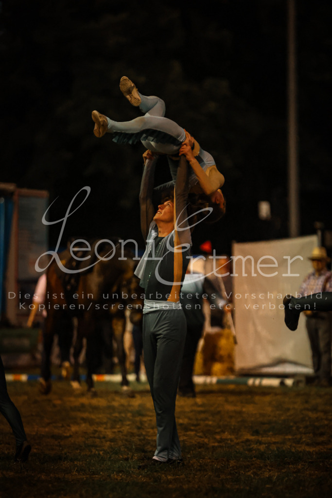 SaShow00321 | Leoni Ertmer Photography - Realisiert mit Pictrs.com