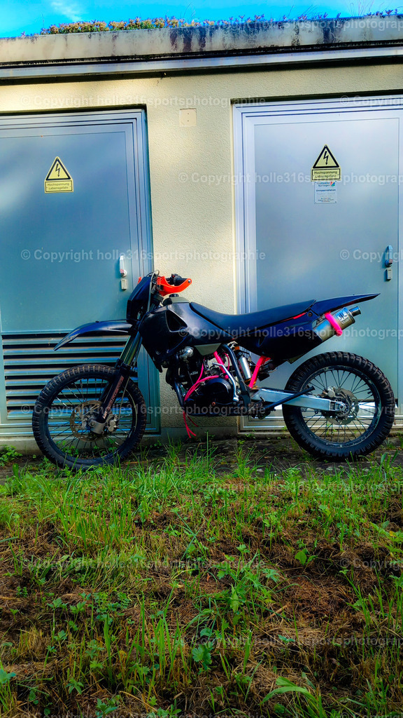PSX_20260603_185719 | Sportfotografie , Motorsport, Motoross, Reitsport, Mointainbike, Enduro,
Landschaft , Outdoor, Eventfotografie, Landschaft, Bilder online bestellen - Realisiert mit Pictrs.com