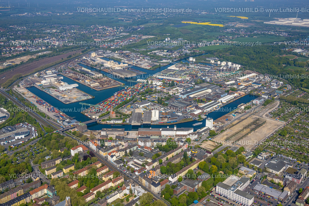 Dortmund220500748DortmunderHafen | Luftbild vom Dortmunder Hafen mit Speicherstraße und Kanalstraße, e-port-dortmund, Dortmund-Ems-Kanal, Containerhafen,  Hafen, Dortmund, Ruhrgebiet, Nordrhein-Westfalen, Deutschland 