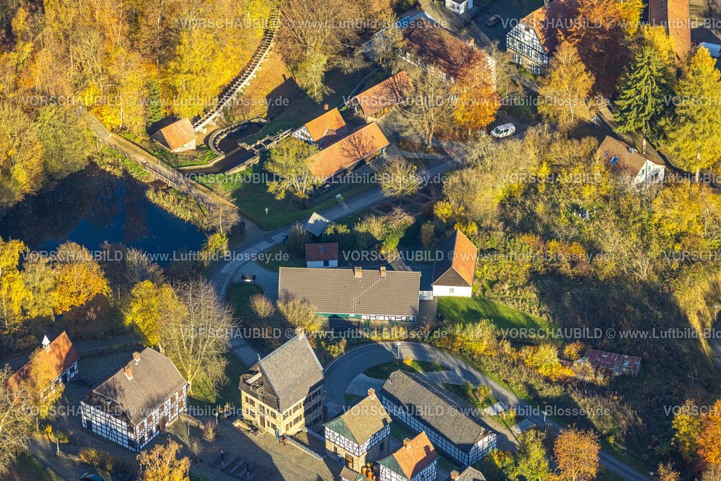 Hagen251103706 | Luftbild, LWL-Freilichtmuseum-Dorf und herbstliche Bäume,  Eilpe, Hagen, Ruhrgebiet, Nordrhein-Westfalen, Deutschland