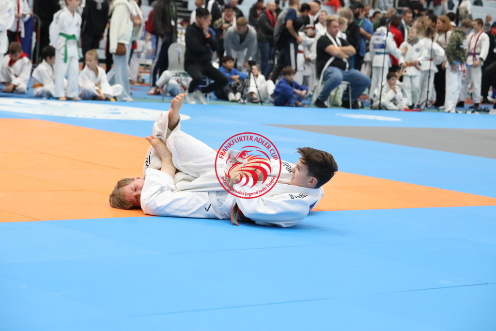 1J7A2882 | Fotos vom Adler Cup - Pictures from Adler Cup

Hier findet Ihr alle Eindrücke und großen Momente der Adler Cup Wochenenden. Here you will find all impressions and great moments of the Adler Cup weekends. - Realisiert mit Pictrs.com